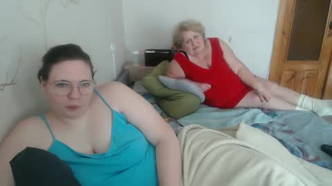 Snapshot of hotpanthers chatting on February 20, 12:47 pm hotpanthers online show from February 20, 12:47 pm