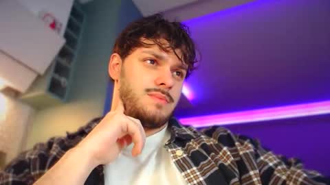 Jason online show from December 20, 1:23 am