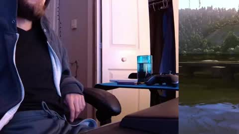 hotpumpkinpies online show from June 3, 3:42 am
