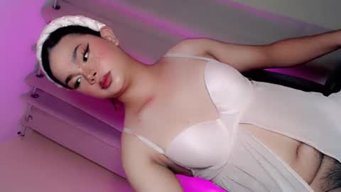 hotsiren101 online show from July 30, 6:36 am