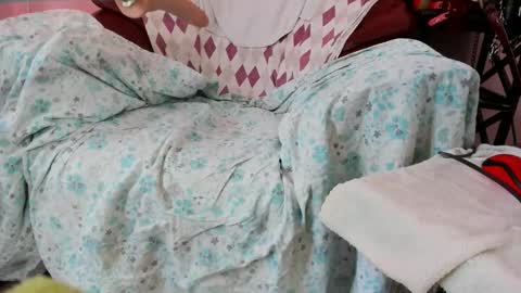 Monica online show from October 7, 7:48 am