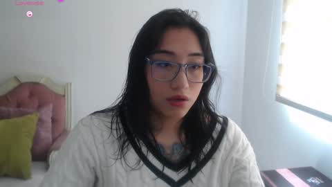 AMY online show from December 5, 4:06 pm