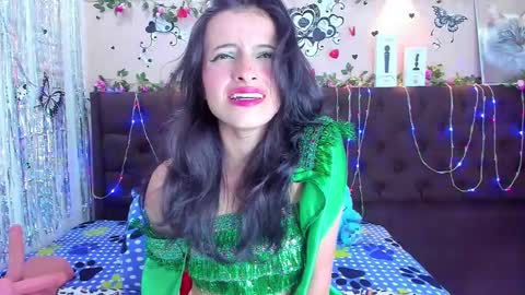 Snapshot of hottcandy21 chatting on March 8, 7:31 pm HottCandy21 online show from March 8, 7:31 pm
