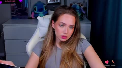 hello Im Eva online show from May 7, 6:09 am