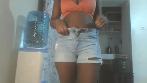 Snapshot of hottie_vera chatting on September 12, 6:48 am vera online show from September 12, 6:48 am