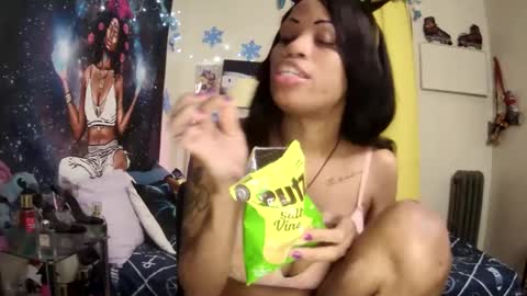 Tokyodagoddess online show from December 26, 12:46 am