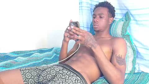 Snapshot of hottiekingny chatting on January 28, 5:43 am independent Model online show from January 28, 5:43 am