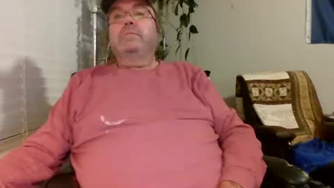 Hottop 1981 online show from December 10, 2:05 am