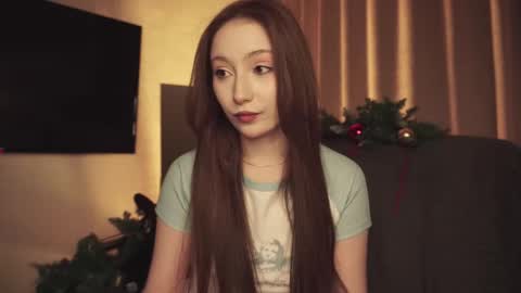 hottpeachh online show from December 21, 6:25 pm