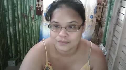 hotty_babex online show from April 16, 2:00 am