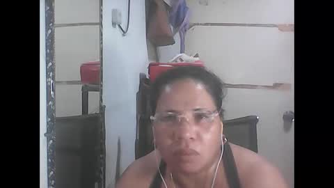 hottycrissy4u online show from January 7, 2:44 pm
