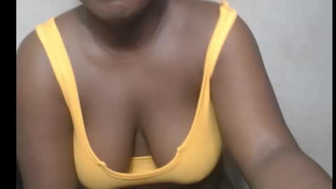 hottylissa1 online show from October 13, 7:16 pm