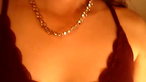 Hotwixx online show from November 15, 12:01 am