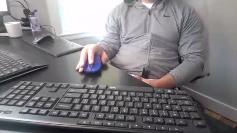 hoverday online show from May 8, 12:33 pm