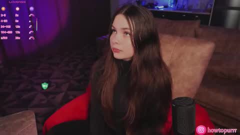 Mia online show from March 3, 5:20 pm