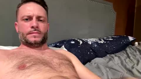 hugecock475 online show from October 18, 2:38 am