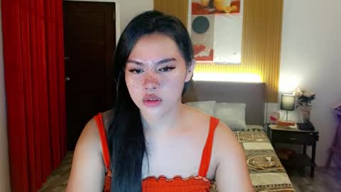 nathalie online show from November 19, 8:18 pm