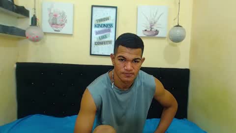 pablo  ubeer bigcock sexy twinks hot online show from October 20, 1:05 pm