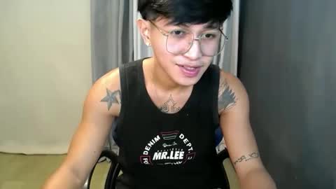 hugecockchristian online show from September 29, 10:47 am