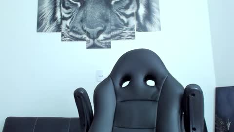 Eli online show from October 8, 1:02 am