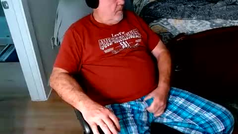 hung and thick online show from June 21, 1:50 pm