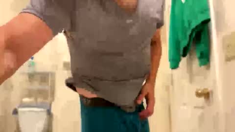 hungbwc99999 online show from October 26, 11:44 am