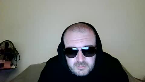 hungcut99 online show from November 20, 5:28 am