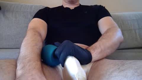 Snapshot of hungking10xl chatting on October 27, 8:36 am hungking10xl online show from October 27, 8:36 am