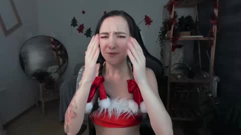 Kitty online show from December 22, 2:24 pm