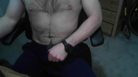 hungstud_again online show from January 31, 9:23 pm