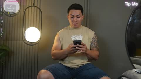 hunk_ryan online show from February 2, 7:14 pm