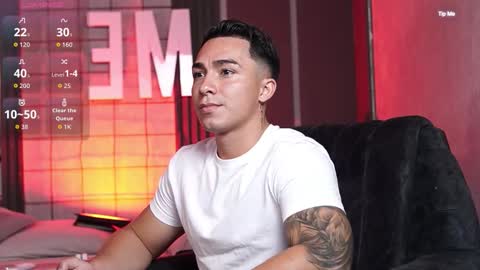 hunk_ryan online show from January 8, 6:25 pm