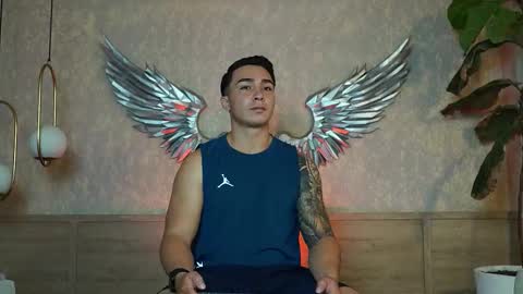 hunk_ryan online show from October 16, 12:38 pm