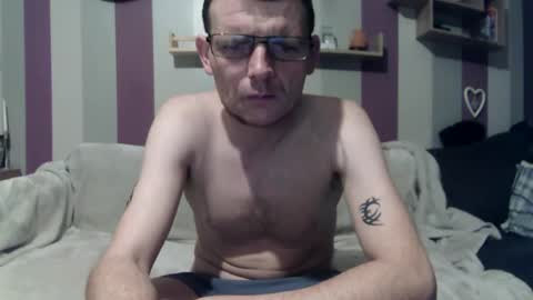 hunkyguy39 online show from January 15, 9:12 pm