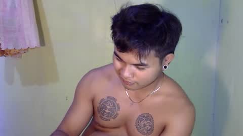 hunkyzeus online show from October 25, 5:02 pm