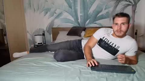 Hunter Bridges online show from October 5, 10:23 am