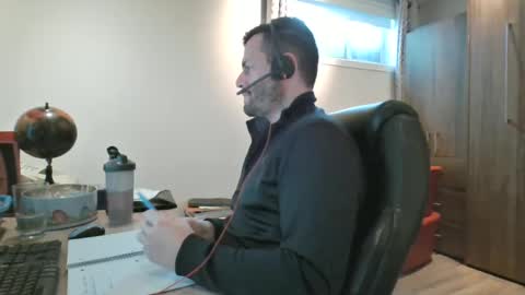 hurley7890 online show from February 19, 2:33 pm