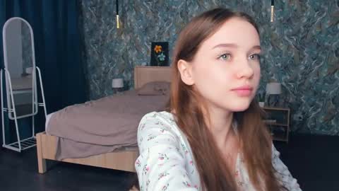 Lily online show from June 7, 7:35 am