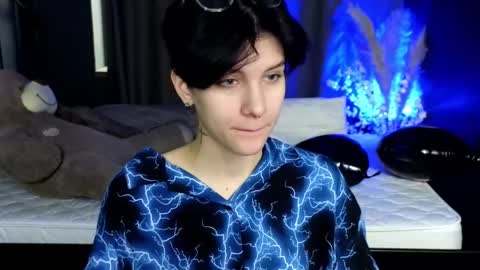 Hyeon Jin online show from March 11, 1:34 pm