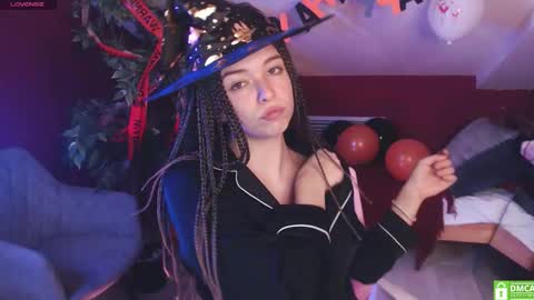 Julia online show from October 22, 10:11 pm