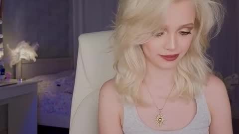 Joselle online show from March 13, 5:49 pm