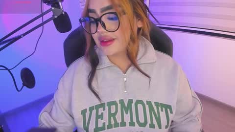 Ari online show from January 18, 1:36 am