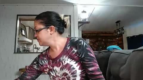 ShortStuff online show from February 18, 4:47 pm