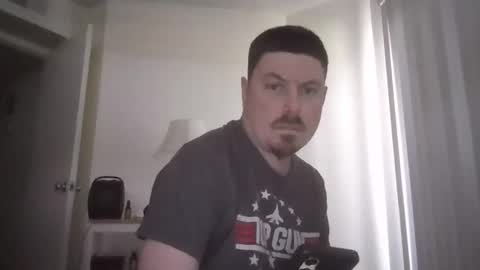 iaguy0587 online show from March 9, 7:51 pm