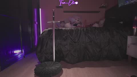       online show from November 29, 7:27 am