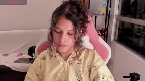 On instagram Imm  NikkiHelp me reach 100 likes online show from February 18, 6:57 am