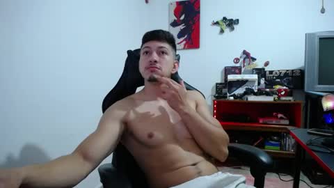 iam_yourbabyprincess_xd online show from April 10, 8:46 pm