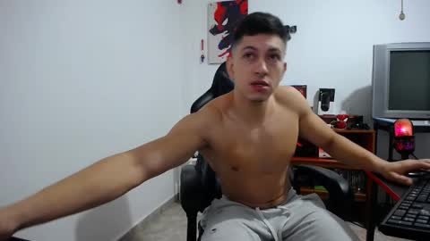 iam_yourbabyprincess_xd online show from September 28, 5:16 am