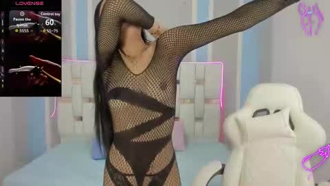 Charlotte online show from December 1, 7:56 pm