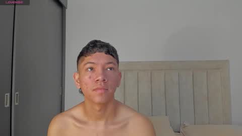 Juliiiiian online show from October 10, 12:00 pm